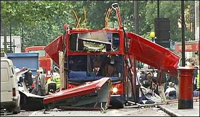 WSART_LNC's tweet photo. Today is the anniversary of the attack on innocent people going about their business in London.7 July 2005.
3 Underground trains and 1 Bus were targeted with the loss of 52 lives. Our thoughts are with the victims family, the survivors and all the emergency services who attend. https://t.co/KlabJapLKA