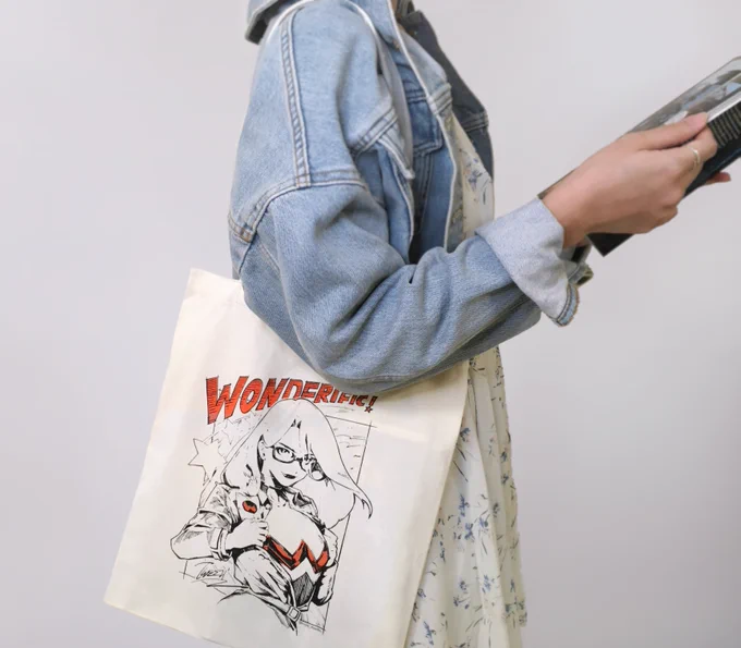 The tote bag I designed with Wonderific Comics is finally available for purchase on my Etsy store!: https://t.co/C1K8SqZXi6

🌿Each design was silkscreen printed on canvas, the bags are machine wash, hand wash, and iron friendly! 