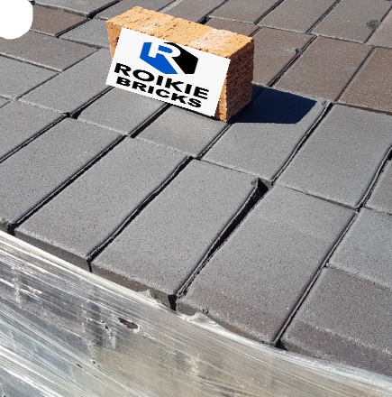 RoikieBricks's tweet photo. Bevel  pavers available at Roikie Bricks Polokwane. ALSO AVAILABLE IN VARIOUS COLOURS.
CALL US ON 078 180 4574 / 083 744 2006 https://t.co/JR5yImrPQd