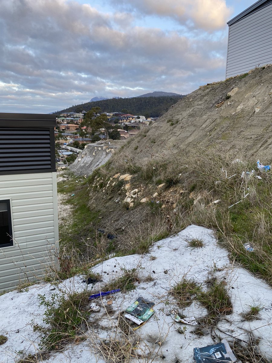 McGill Rise development is a disgrace!  State Govt or GCC should work together to fix this urgently.  Tenants and neighbours at risk - 8 houses condemned and most houses have loads of faults!  Tenants cannot move due to rental crisis! #politas