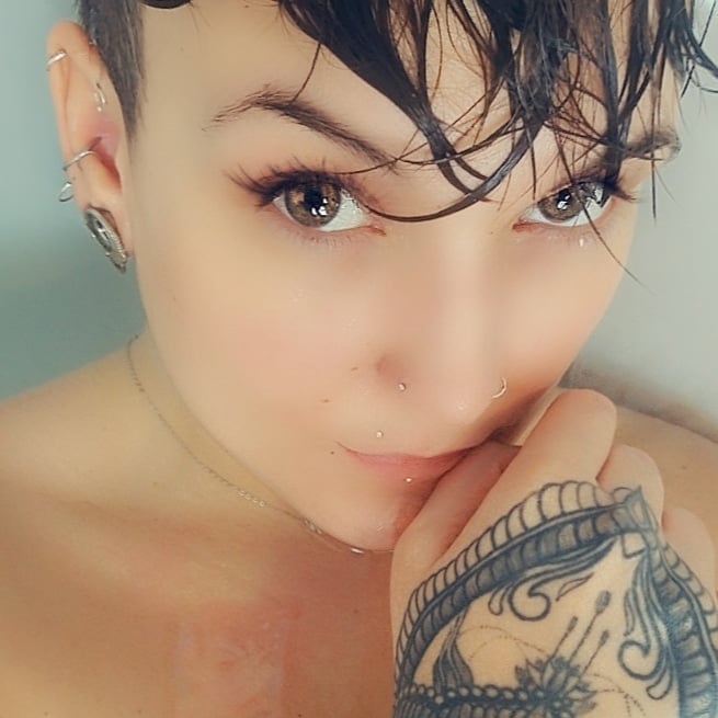 Remember to check out my hot fit new girlfriend @Daisymay303  who's now on twitter as well as her raunchy<a href="/tag/leather"class="tags"><span>#leather</span></a><a href="/tag/photographer"class="tags"><span>#photographer</span></a><a href="/tag/heels"class="tags"><span>#heels</span></a><a href="/tag/boats"class="tags"><span>#boats</span></a><a href="/tag/marina"class="tags"><span>#marina</span></a><a href="/tag/whiteboots"class="tags"><span>#whiteboots</span></a>