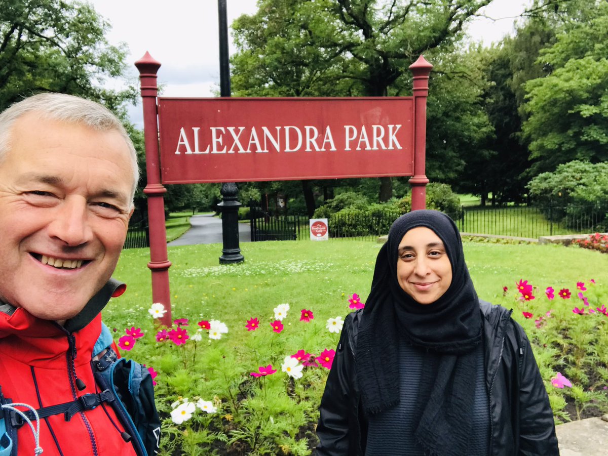 UProjects4U's tweet image. The rain did not deter us and yesterday’s short walk from Lees Road pharmacy took us to Oldham’s beautiful Alexandra Park. Walking is a perfect way to become more active, it’s safe, easy,accessible and free, also a great way to meet new friends. #DiabetesPreventionProgram