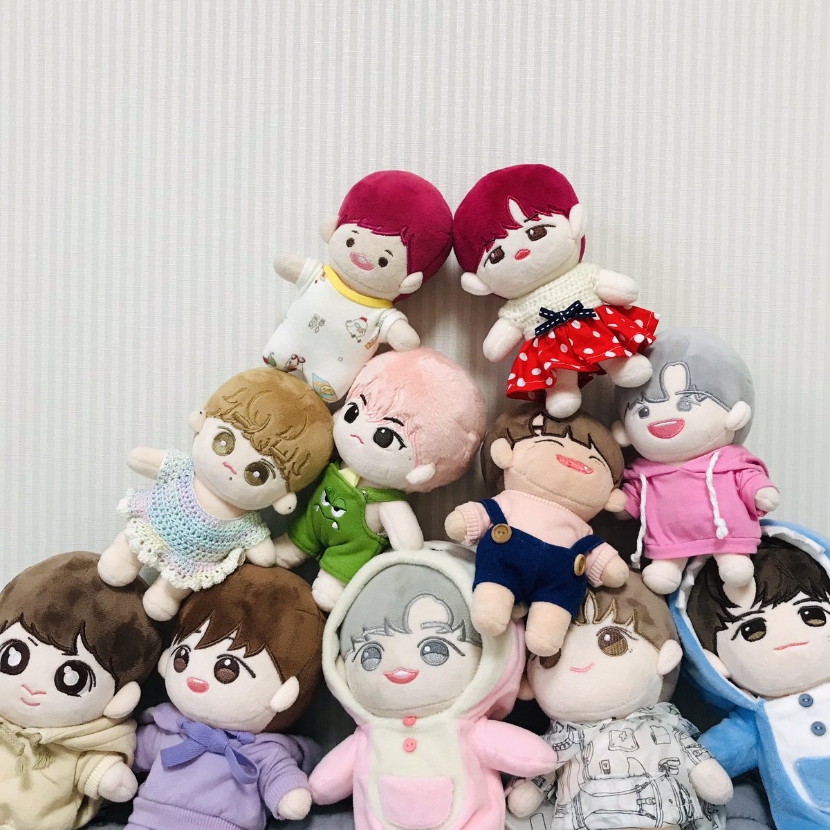 시험끝나고 오랜만에 올리는 트친소‼️
☁️ 마음이나 rt 해주시면 달려가요
🐦선팔=맞팔
🐹아주 느리게 굴러가요
🍍언팔싫어해요
🥜본진 보이면 알아서 피할게요
🥟트친분들 인알 부탁드려요
#인형계트친소 #솜뭉치트친소