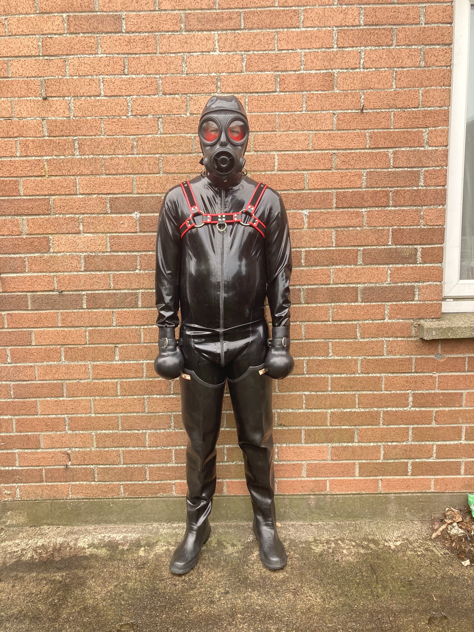 CORP-D-1246 on X: RT @LatexBoy15: Rubber gimp this time in bondage ball  gloves #latex #bdsm #bondage #gasmask t.coviKifrdkUW  X