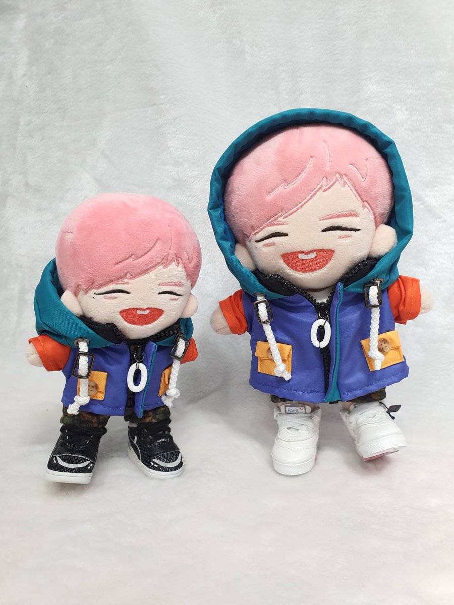 madechustory's tweet photo. มาสปอยก่อนนน แจ็คเก็ตสี outer space ประมาณ350บาทนะคะ (ราคาสูงนิดนุงนะคะเพราะดีเทลมันเยอะ) ยอดพรีขั้นต่ำ35ชุด ต่ำกว่านี้ขอแคนเซิลลและคืนเงินคั้บบ เดี๋ยวภายในสัปดาห์นี้จะมาลงรายละเอียด+เปิดพรี
ใครสนใจจองก่อนได้นะงับ มีทั้ง15/20cm 😂
#ccchucollect https://t.co/IBuVrotoMd