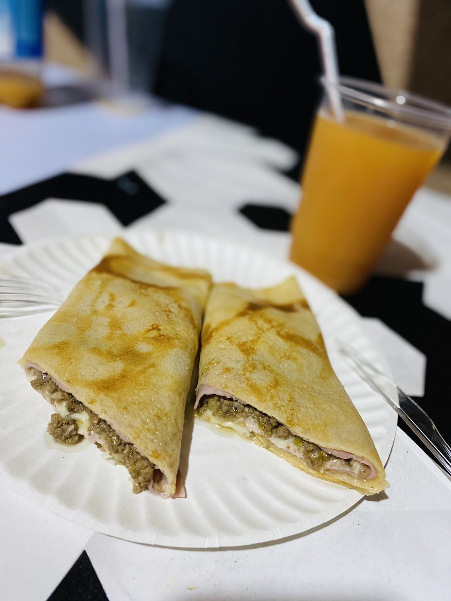 crepesby_MK's tweet photo. Hello les MK’moureux 🥰
Ça vous dirait qu’on se redonne rendez-vous très bientôt? 😏😏
#fastcrepes #byMK #goodies #foodies https://t.co/aXyGll2pXt