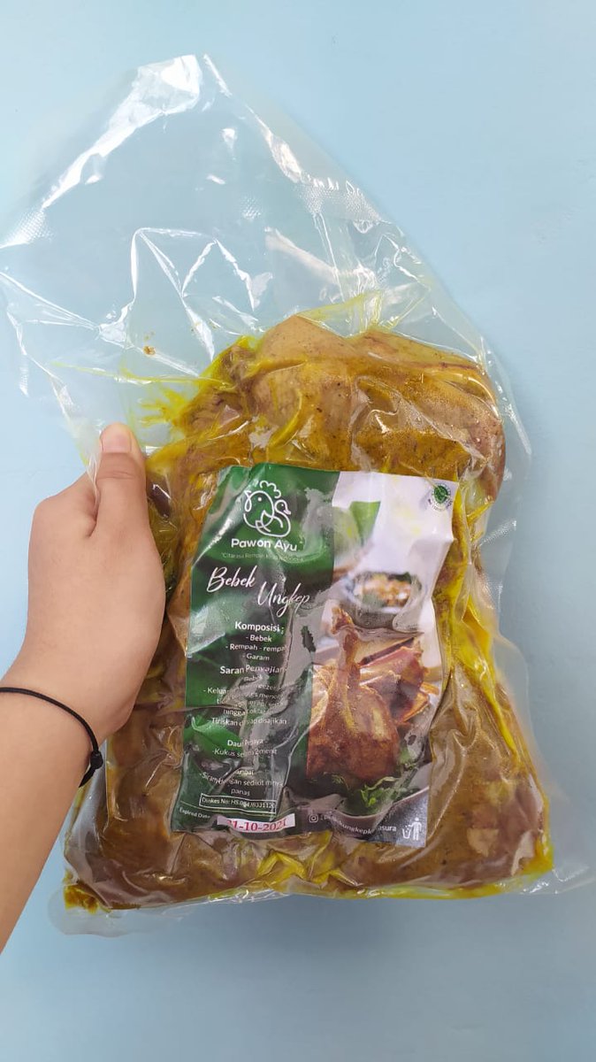 Rafi_Hiidayat's tweet photo. Terima kasih Bebek Frozen Haji @RasendriyaRafif . Yuk yg lain kalo mau kirim2 makanan jg bolee https://t.co/hCo0V5L01m
