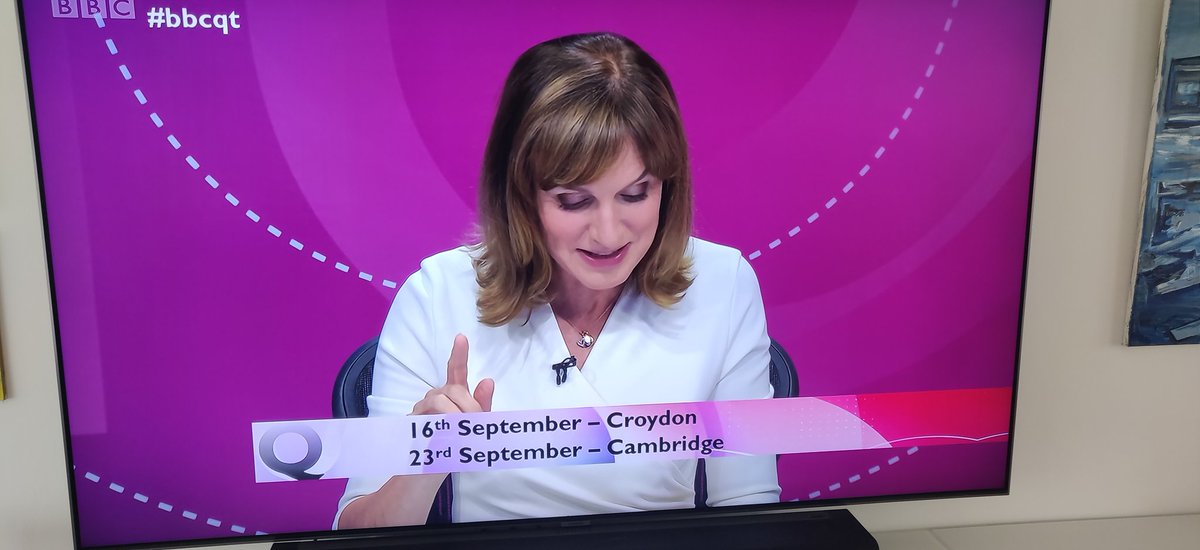 whymarkc's tweet image. Fiona celebrating QT being on the road again after summer! They are really pushing the boat out 64 miles to Cambridge &amp;amp; 11 miles to Croydon!😂😂😂 @fionabruce