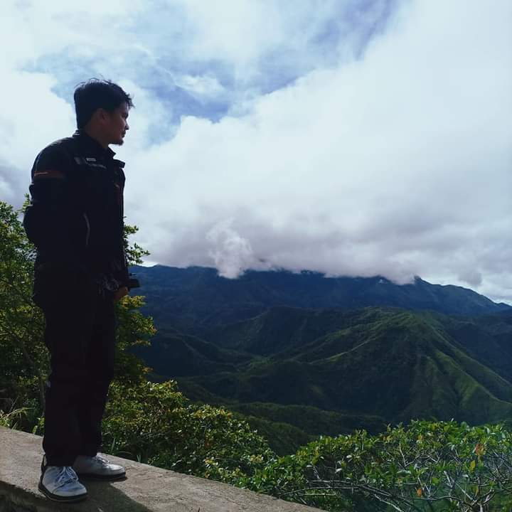 luwilang's tweet photo. bundok! hahaha https://t.co/R3U4bzDxOL
