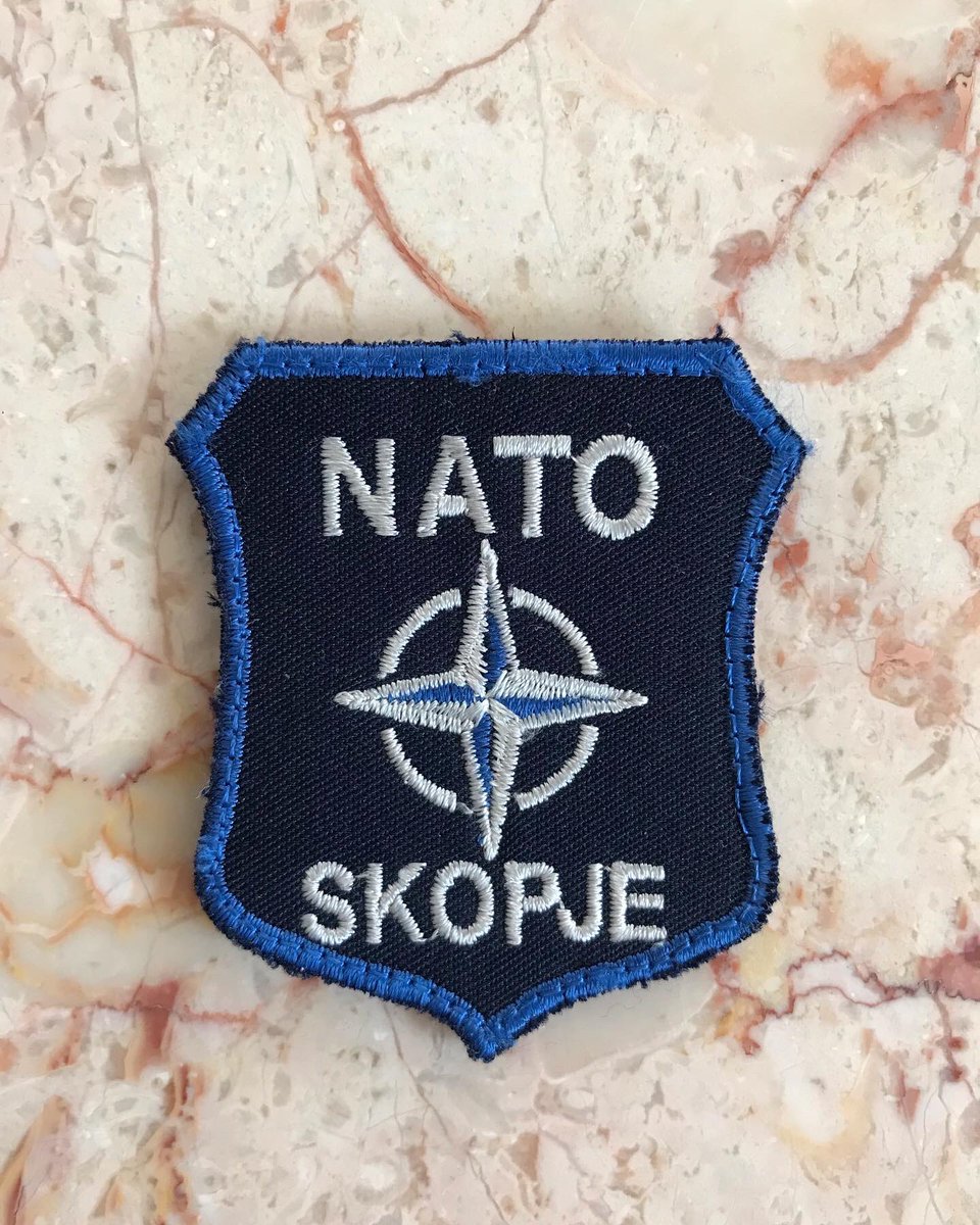 MkDCollection's tweet image. Амблем Нато - Скопје 
Patch Nato - Skopje 
#macedonia #skopje #NATO #army #military