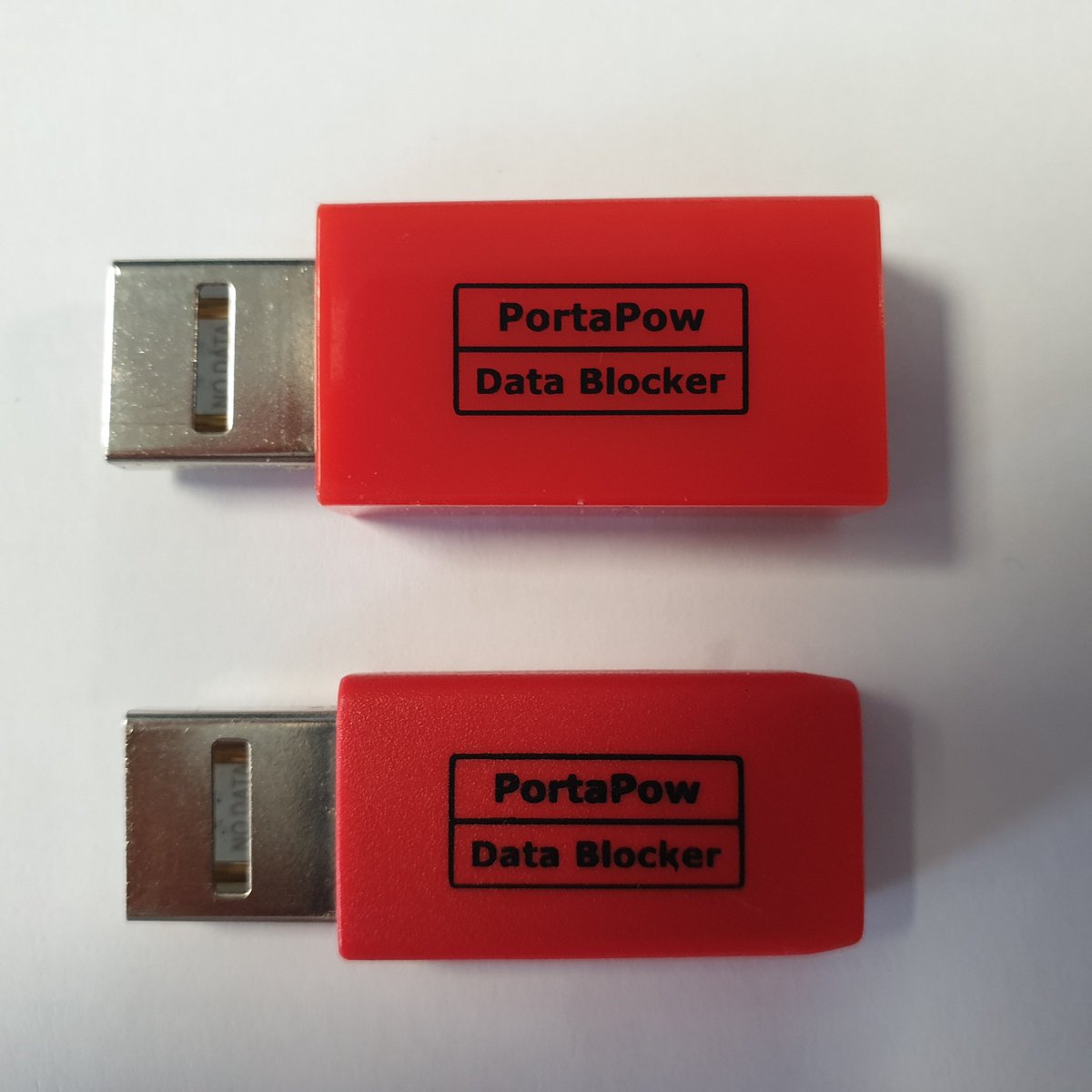 NodeSystems's tweet photo. #IoT Wednesday; enjoy... #Cybersecurity #USB #Data Blocker power charger adapter | #Portapow
Colloquially called a #USBCondom.
#e5 #London #UK 🇬🇧 #Innovation #Technology #India #Cuba #Malaysia #Russia #USBDataBlocker #JuiceJacking #CyberFraud https://t.co/3ECwJI4kR7
