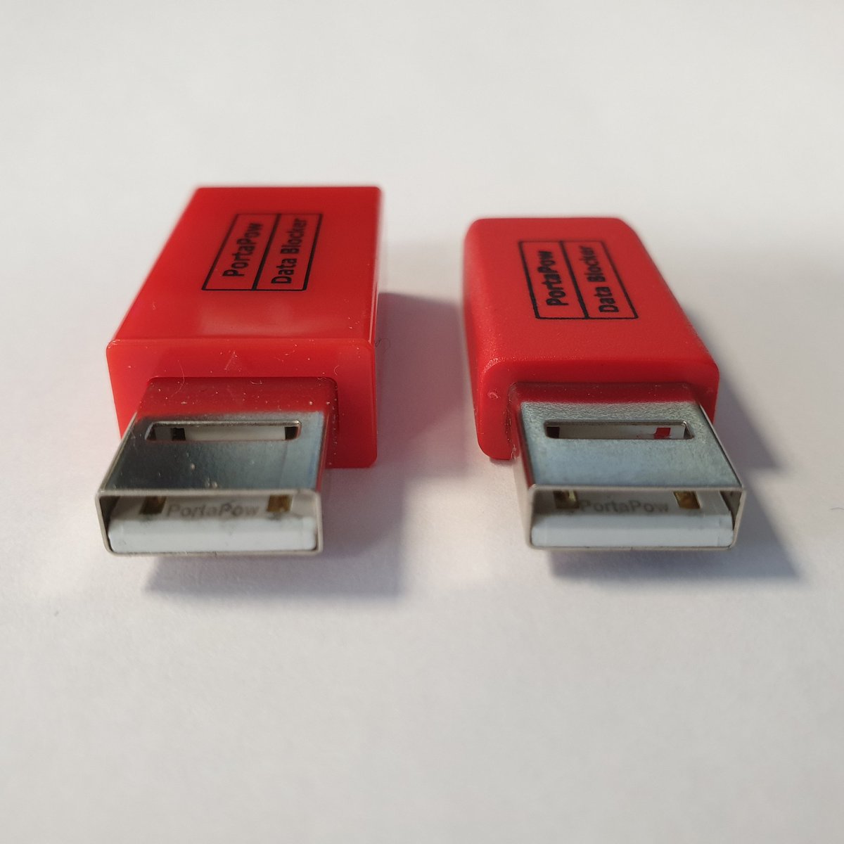 NodeSystems's tweet photo. #IoT Wednesday; enjoy... #Cybersecurity #USB #Data Blocker power charger adapter | #Portapow
Colloquially called a #USBCondom.
#e5 #London #UK 🇬🇧 #Innovation #Technology #India #Cuba #Malaysia #Russia #USBDataBlocker #JuiceJacking #CyberFraud https://t.co/3ECwJI4kR7