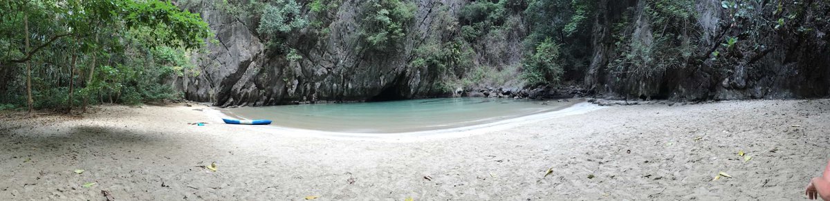 aTravelCompanio's tweet photo. A2 all of them #travchat
pic #KohMuk pirate cave https://t.co/UChj1kLBzk