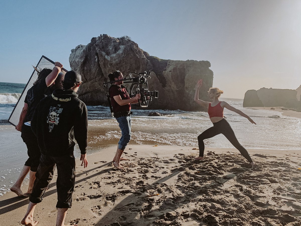 We’ve seen incredible shots from the streets of New York City to the Arizona desert to the California coast. Where’s your favorite place to shoot? 

Photo Cred: Origin Point
#readyrigambassador
#readyrigcommunity
#BTS
