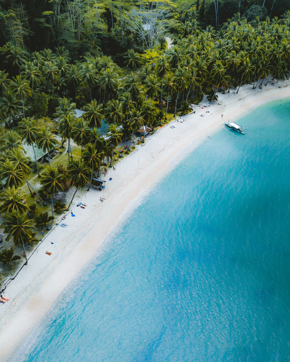 🇬🇧 Missing this paradise 🌊 White Beach in Port Barton, Palawan 🌴
Do you dream of exploring the Philippines? 

🇪🇸 Echando de menos este paraíso. ¿Sueñas con explorar Filipinas?