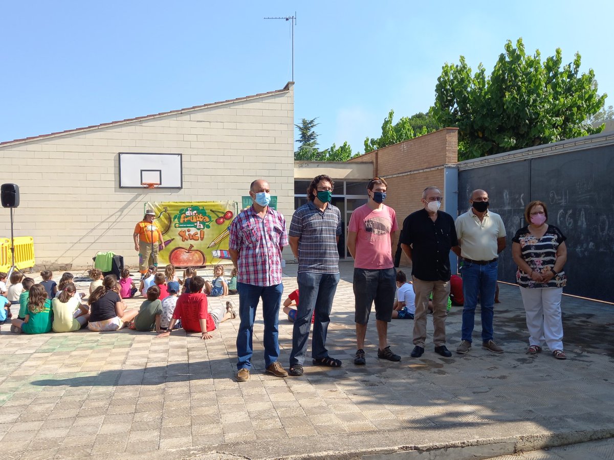 📢Tret de sortida de la campanya #Disfruita-la a l’estiu. Durant el mes de juliol està previst que més de 400 nens i nenes de les comarques de Lleida de 4 a 12 anys participin en tastos de fruita dolça arreu del territori.🍐🍑
#Laforçadelsmunicipis
👇👇
cutt.ly/ZmmgbbQ