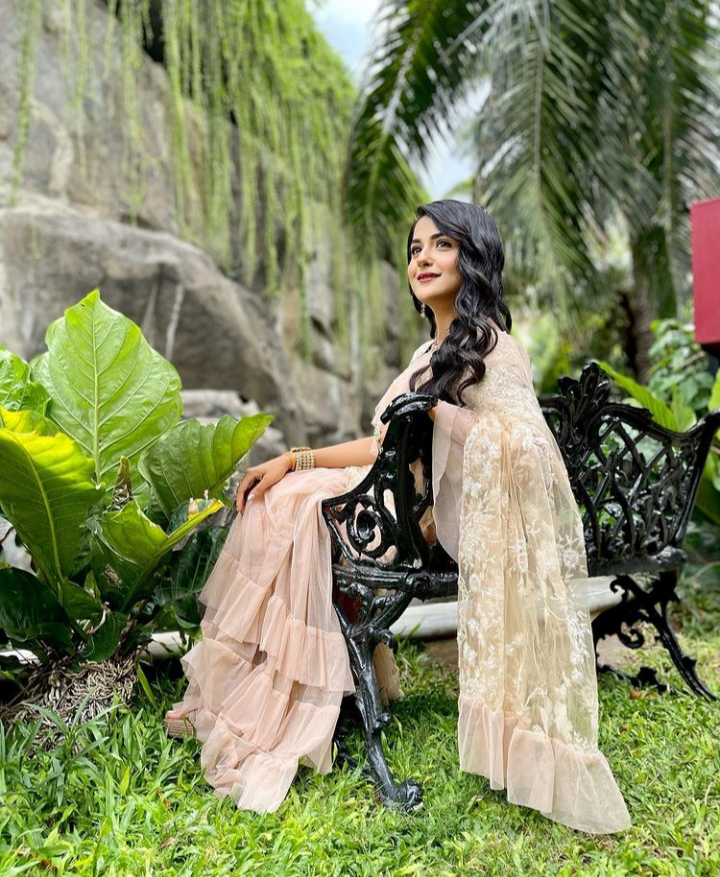 telly__world's tweet photo. Fans demand extension of #ShauryaAurAnokhiKiKahani as they trend #ExtendSAAKK https://t.co/KOEAaJXbFA