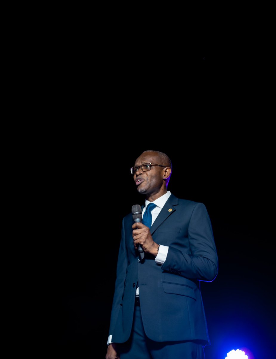 MasterDesiign's tweet image. Master Design X Duchesse Garden 😍
Un plaisir pour nous d&apos;avoir été choisie par la PDG de duchesse pour habiller ses collaborateurs🙌🏾