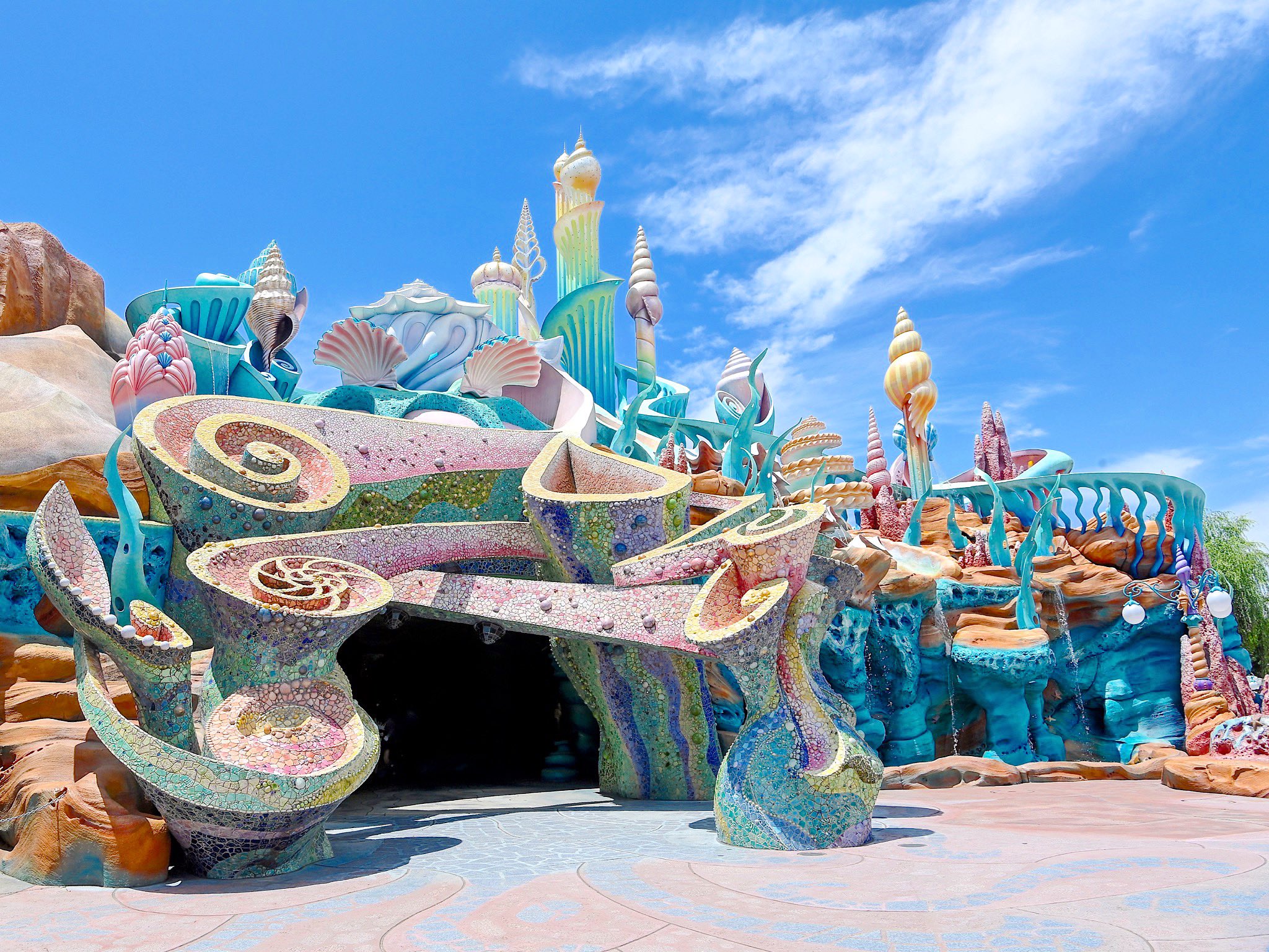 ディズニーの香り マーメイドラグーンの香り Mermaid Lagoon Candle アバブ ザ シー 地上 からアンダー ザ シー 海底王国 へと向かう途中 耳心地のよい水の音と共に漂う 印象深い海底の香りです𓇼𓆉𓆞 Tdsファンにはたまらない香りですね ディズニーの香り マーメイドラグーンの香り Mermaid Lagoon Candle アバブ ザ シー 地上 からアンダー ザ シー 海底王国 へと向かう途中 耳心地のよい水の音と共に漂う 印象深い海底の香りです𓇼𓆉𓆞 Tdsファンにはたまらない香りですね