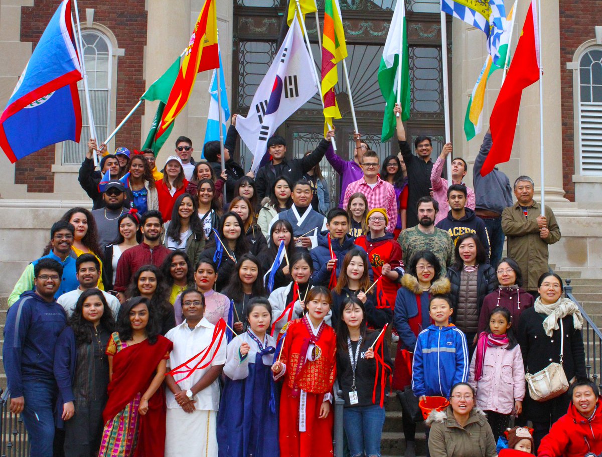 New International Students: Welcome to the United States and to Murray State University! 

The Fall 2021 semester starts in just a few weeks.

If you have questions or need assistance, please reach out to our international student advisers: murraystate.edu/international

#Fall2021