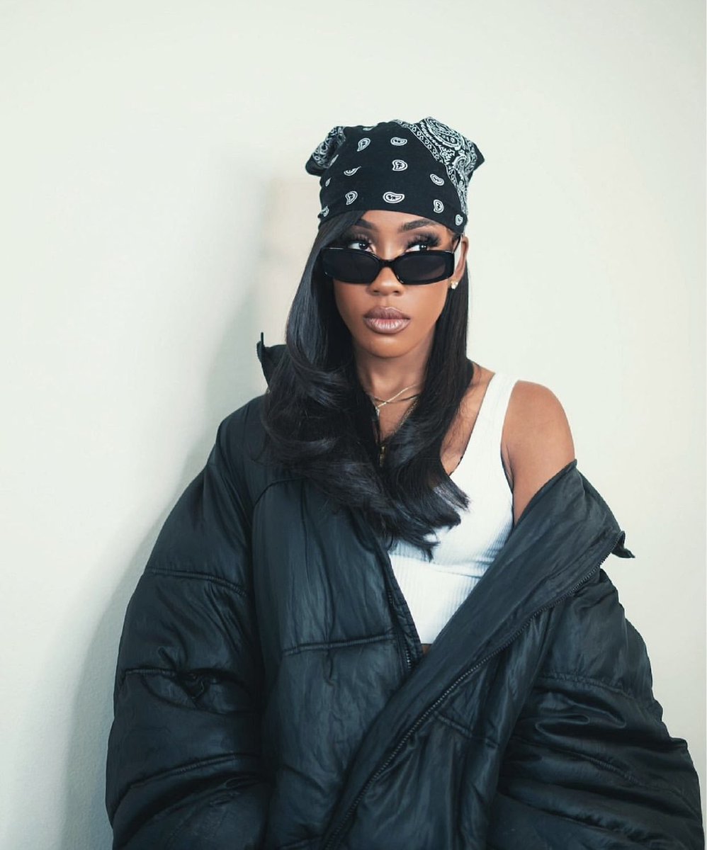 mefeater's tweet photo. Happy 35th Birthday to Sevyn Streeter ✨ https://t.co/oOmSdGhWFQ