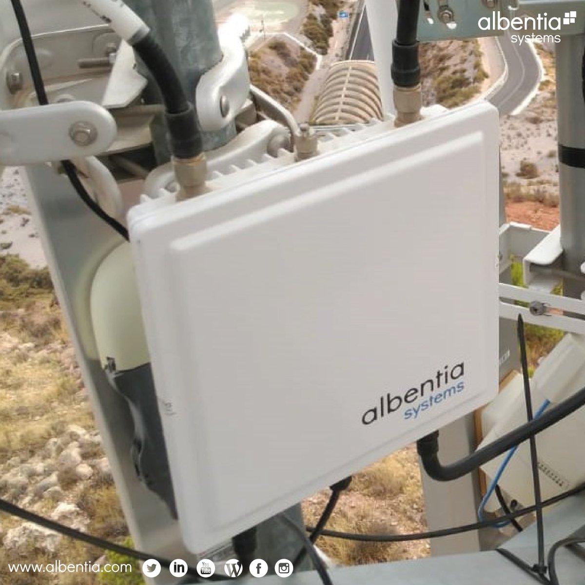 La BS-450 es un dispositivo multicarrier que da cobertura en redes de acceso que ofrece 140Mbps a través de cuatro portadoras con capacidad ilimitada de CPEs.

#desplieguesconencanto #installazioniaffascinanti #WISP #wireless #WISPlife #tecnologíaquefunciona #PásateaAlbentia