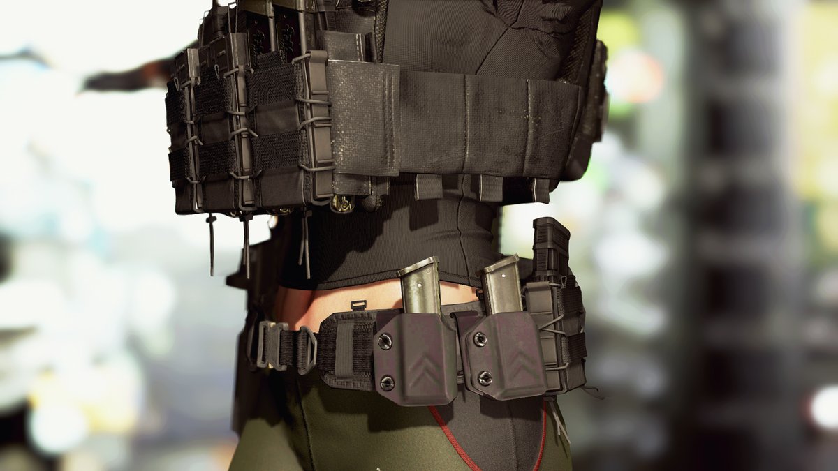 脇に何も装着してないのはサイドアームやハンドガンの予備マグを取り出しやすいようにしてるためなのだ 