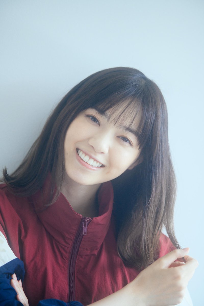 with_magazine's tweet photo. @nanase_andstaff @hakozume_ntv @KOBAN_JOSHI #西野七瀬 さん取材の裏話☺️

「ハマってることは？」と質問した直後、少しずつ表情がほぐれて、声色も明るくなり、「リアル脱出ゲームなんです！」と答えてくれた瞬間が印象的でした🙈❤️

前編 https://t.co/XKWbivCM8v 
後編 https://t.co/OKQL10ZDR1

@nanase_andstaff @hakozume_ntv @KOBAN_JOSHI https://t.co/Dh510vVufC