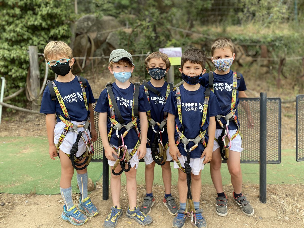 Sortida al Parc Aventura‼️

⛰🌱Gaudim de l’entorn i espai naturals que presenten les gavarres a través de diferents activitats a l’aire lliure: circuit de tirolines entre els arbres, cursa d’orientació i laberint màgic!

#SummerCamp #EstiuGirona #Estiu #EscolaConcertada