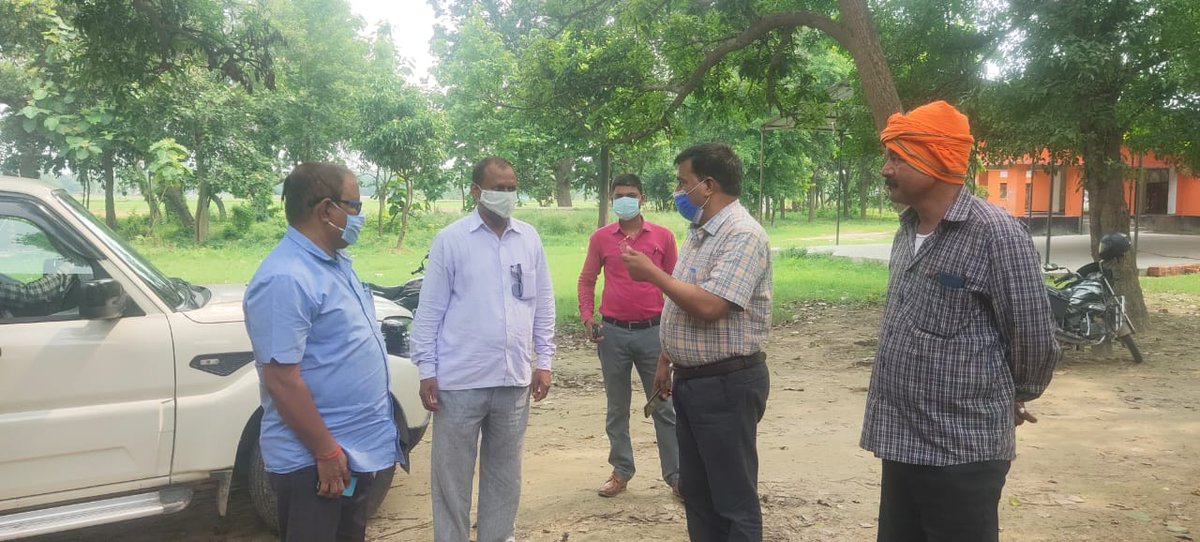 विकासखंड भाटपार रानी ग्राम पंचायत कोड़रा और मेहरौना में पंचायत भवन एवं सामुदायिक शौचालय का निरीक्षण करते जिला पंचायत राज अधिकारी एवं सहायक विकास अधिकारी पंचायत ,सचिव ग्राम प्रधान व ग्रामीण।।
<a href="/rahat_up/">Rahat UP</a>