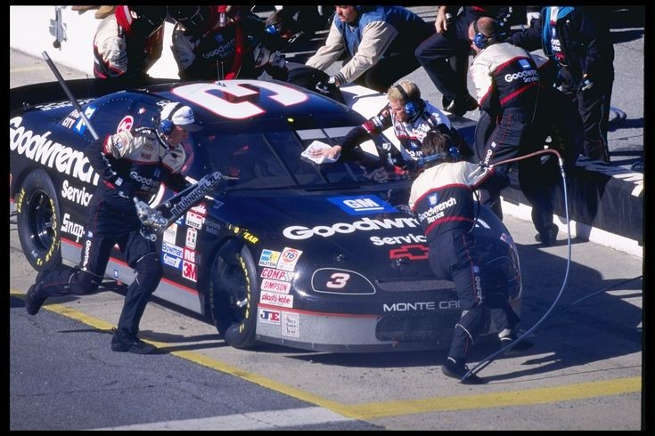 RacingClassics3's tweet photo. Dale Earnhardt, Atlanta 1995 #NASCAR #DailyDale https://t.co/iasx26SmEc