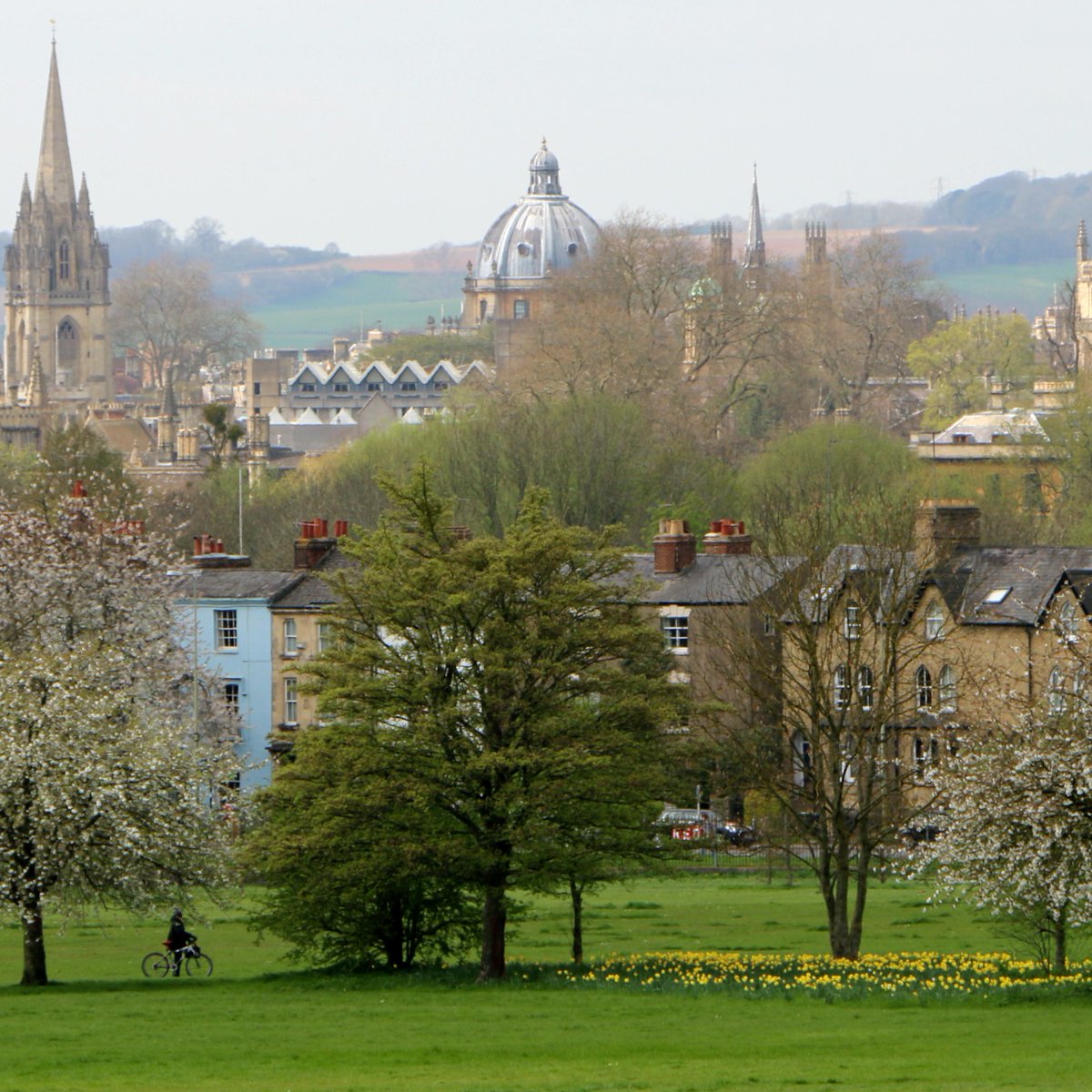 If you’re 18-29 and in Oxford, you’re being asked to get a PCR test. Cases are really high in the city, and we need to stop the spread of #COVID while we wait for the impact of the #vaccines to catch up.

Locations, opening times and more information ⬇️
oxford.gov.uk/news/article/1…