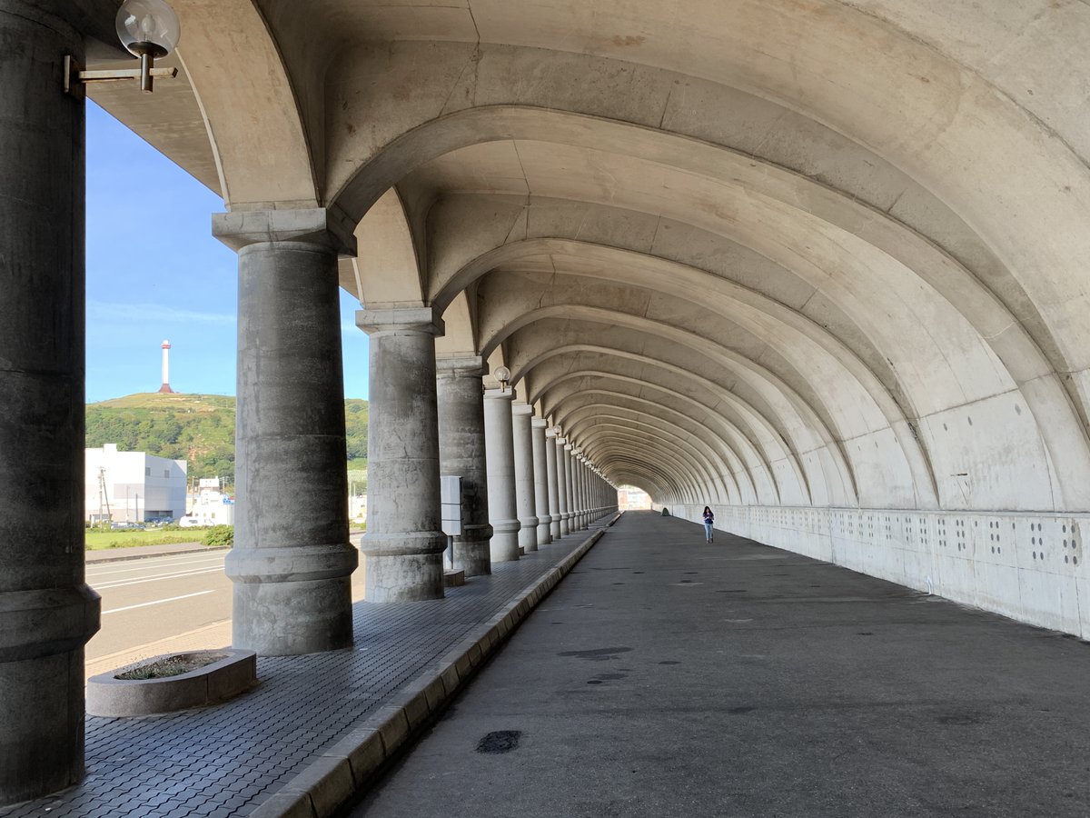 HokkaidoVR's tweet photo. 稚内北防波堤ドーム　是非訪問してマッタリ散歩してほしい所です。札幌から車で5 時間 2 分 
#稚内�� #宗谷岬 #稚内観光協会 #ノシャップ岬   #あなたの瞳に残る北海道絶景ポイント #あなたの思い出に残る旅 #北海道観光 #絶景スポット #北海道VR 
#北海道盛り上げ隊 #死ぬまでに一度は行きたい絶景 https://t.co/Qotc33JHYm