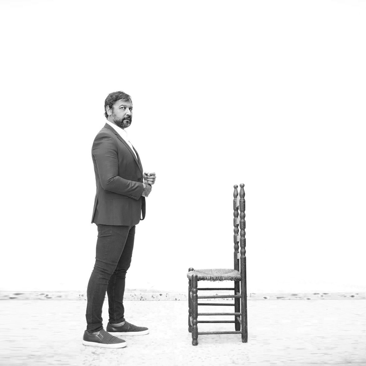 CulturaCuenta's tweet photo. Mañana, 8 JUL, el ciclo 'Música y Museos' #MUMU te ofrece un programa doble:
@ElCanijodeJerez con 'Constelaciones de humo' en @Museo_Malaga
@JosValencia4 con 'Jerarquía' en el Artes y Costumbres de #Sevilla
https://t.co/7F9qpLNFb1 https://t.co/PjMRtU6olv