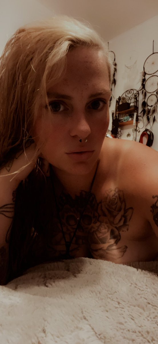 BrattyAss69's tweet photo. @Promo_OnlyFans_ https://t.co/U7DXtkGtyJ https://t.co/A49pOTyoPB