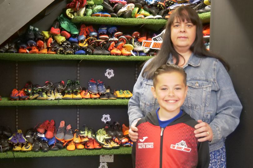WalesOnline's tweet image. The 10-year-old who has collected hundreds of football boots for people who can't afford them bit.ly/3ywDRxX
