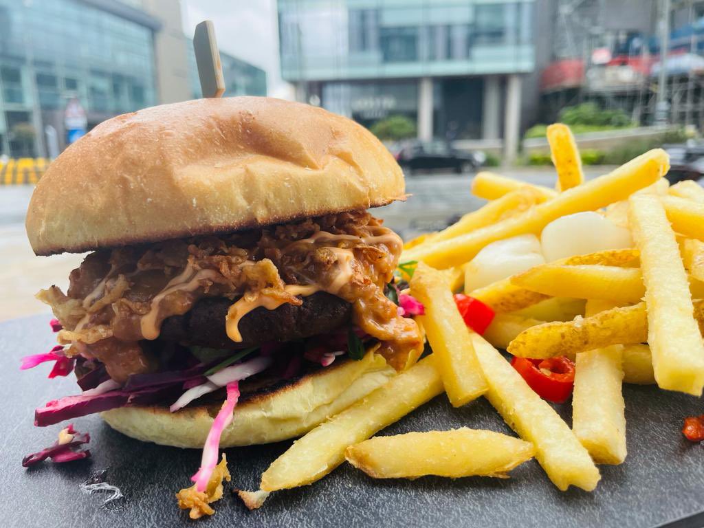 Dim Sum Su | Sue Lee (@dimsumsu) on Twitter photo Why not get NUTTY for the footy with this Satay Burger, add Salt n Pepper fries for an extra £2.50 <a href="/foodhalls_/">STRETFORD FOODHALL</a> #mediacityuk #Streetfood Why not get NUTTY for the footy with this Satay Burger, add Salt n Pepper fries for an extra £2.50 <a href="/foodhalls_/">STRETFORD FOODHALL</a> #mediacityuk #Streetfood