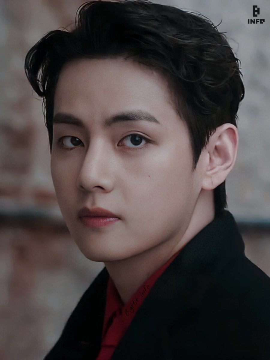 BIGHIT_INFO's tweet photo. Taehyung for Louis Vuitton (High quality) https://t.co/WqOPzm8Bg6