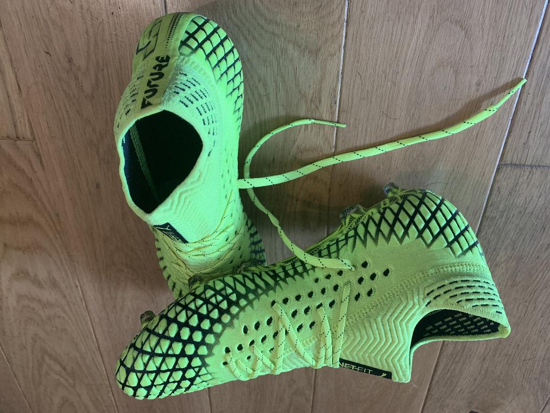 MalvernTown1946's tweet photo. COMPETITION: And so here is your final chance to win size 8 @pumafootball boots

There are TWO pairs up for grabs again this week!

To win:
👟FOLLOW @MalvernTown1946
👟LIKE &amp; SHARE this tweet

Winners must be able to collect boots from HDANYWHERE Community Stadium

Good luck! https://t.co/Pd42a1oaOP