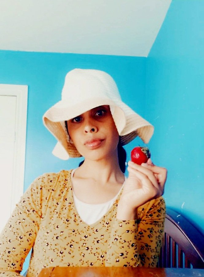 TahiraOsman4's tweet photo. NAILED. IT.
Although Clara will always look better in yellow than I ever could.

I'm stoked that the talented Lily Sacofsky will be reprising her role. Clara intrigues me, and I hope to understand her better in the upcoming seasons!

#LilyforSanditon #Sanditon https://t.co/xBjaiUaOPR