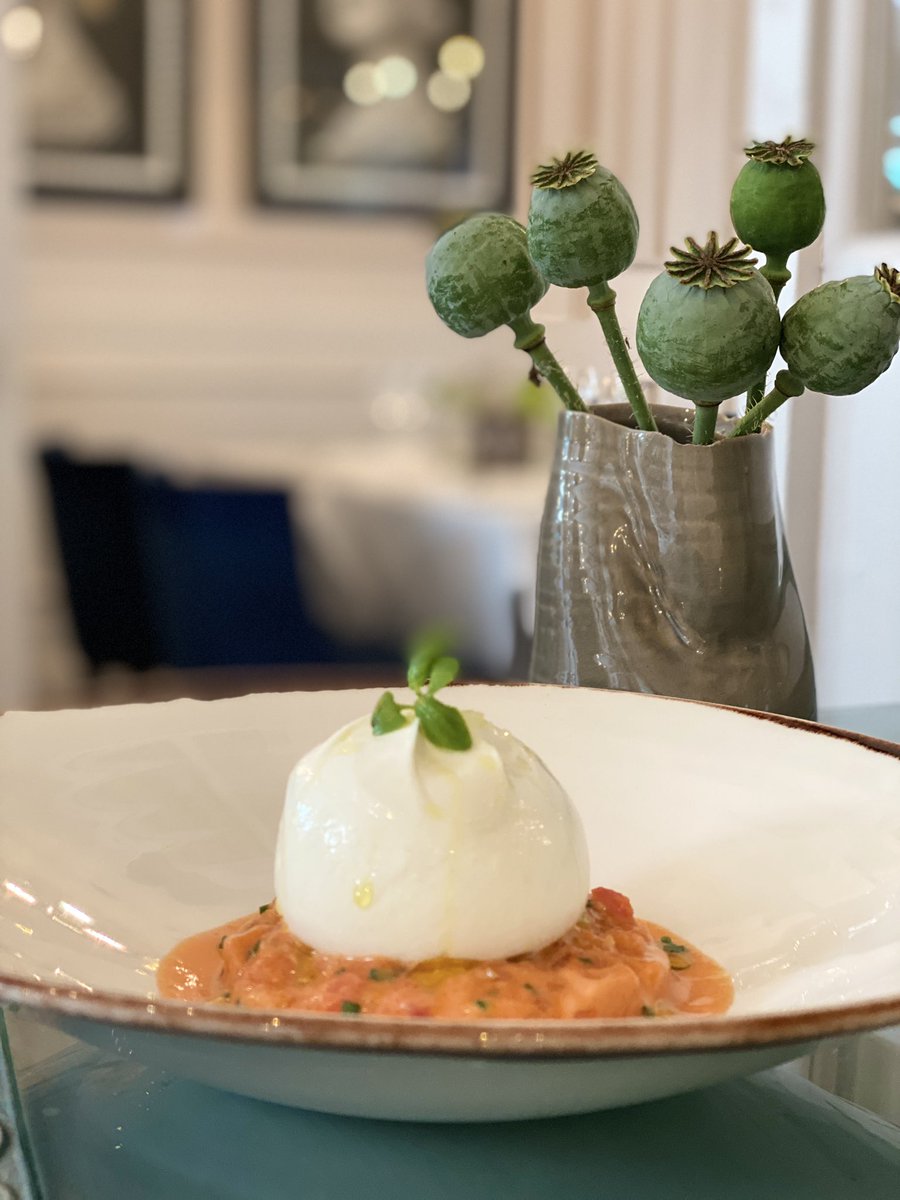 VilladiGeggiano's tweet photo. Always popular, our delicious SET LUNCH MENU is back!

Two courses for £25 and three courses for just £29.

Mon-Frid 12.00-3:00pm

#setlunch #setlunchmenu #setlunches #setlunchlondon #workandpleasure #workinglunch #workingmum #girlswholunch #lunch #lunchtime #chiswick #westlondon https://t.co/4v2NeN4G6n