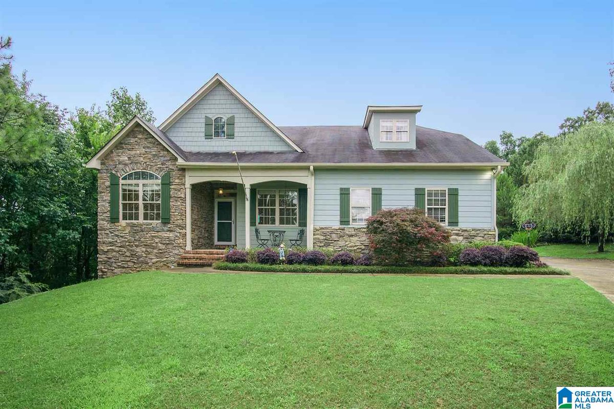 fredsmithgroup's tweet photo. Check out my newest listing in #Leeds! Tell me what you think!  #realestate https://t.co/9lvYAvk4Qp https://t.co/U3WzfUvbrz