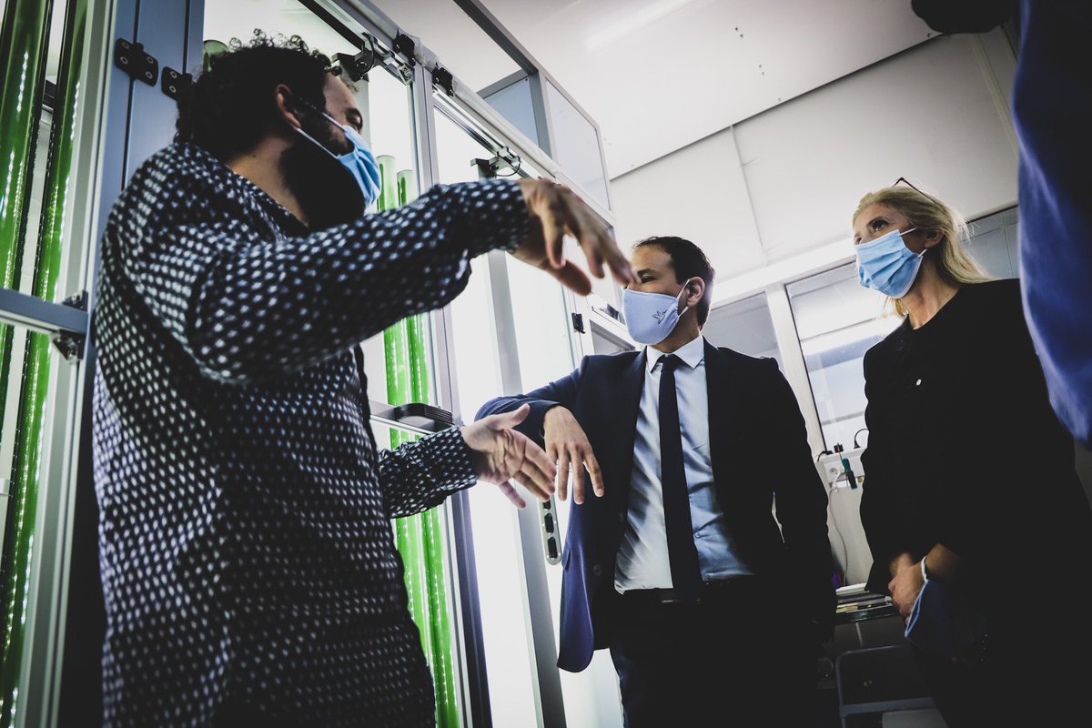 Comme Justine Ba, fondatrice de <a href="/roomba_io/">Roombâ</a> ou Gabriel Riboulet, fondateur d’<a href="/Algorapolis/">Algorapolis</a>, 500 personnes pourront intégrer la phase « Prépa » et 300 personnes pourront bénéficier de la période d’incubation.
🚀 Lancez-vous ⤵️
lafrenchtech.com/fr/la-france-a…