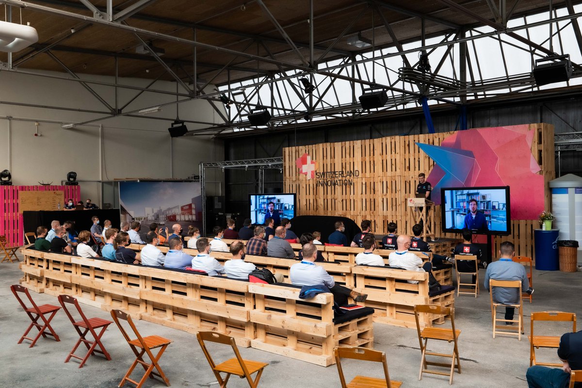swissloop's tweet image. The additional workspace at the @innopark_zh  has enabled us to divide the workload in a reasonable way and allowed the rollout to take place on a large scale again this season. Many thanks to our gold sponsor IPZ!

#Swissloop #Hyperloop #Technology #Engineering #Innovation