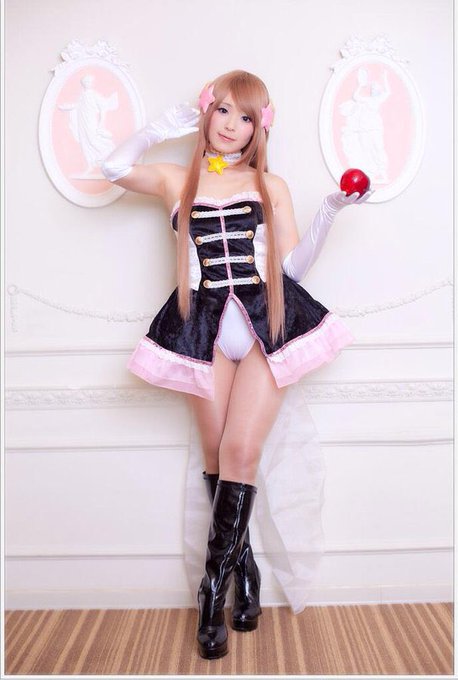 Twitterのコスプレ画像15