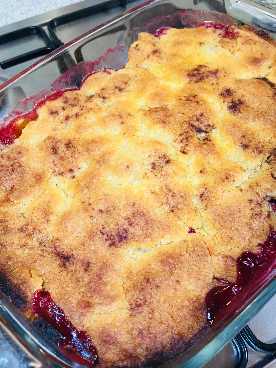 almu_prada's tweet photo. APPLE CRUMBLE 🍎
Este #AppleCrumble está de escándalo. Súper crujiente y sabroso. 
👉 Receta completa: https://t.co/Stcl0FjMNb https://t.co/6MzVc7wlND