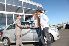 Ontariodealer's tweet photo. Sign of the times -- more of our used cars heading south.

High Demand, Low Supply Sees More Canadian Used Cars Head South:  https://t.co/Y4IKgQMmDw

#carmagazine #ontariocars #usedcars #cars #vehicles #automobile #Automotive https://t.co/Uwv1i8gVVo
