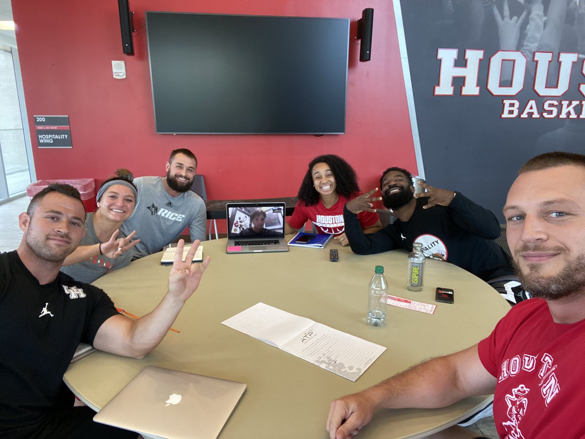 CoachAlanBishop's tweet photo. Ben Prentiss joined us for staff development yesterday. Really good stuff.

Too many people out there talk the talk with ideas that sound good on paper but have poor real life application. Ben is a coach walking the walk with decades of actual application. Great conversation! https://t.co/3WbgSgdGaE