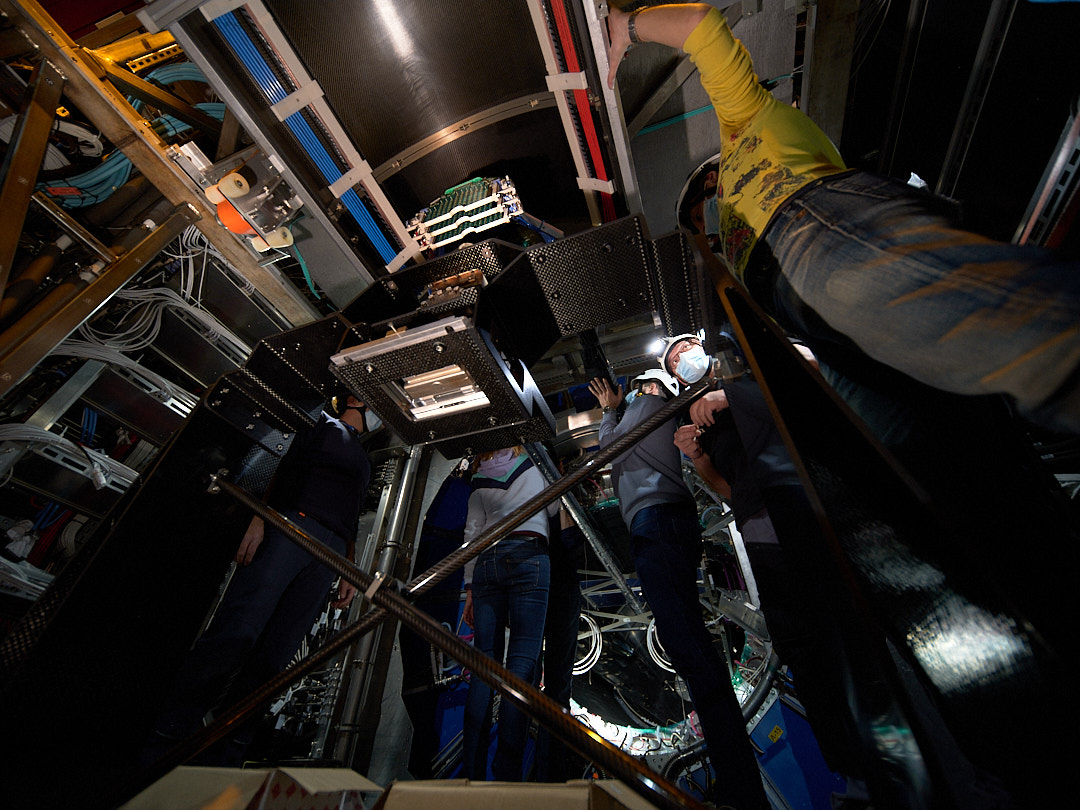 ALICE Experiment on Twitter 