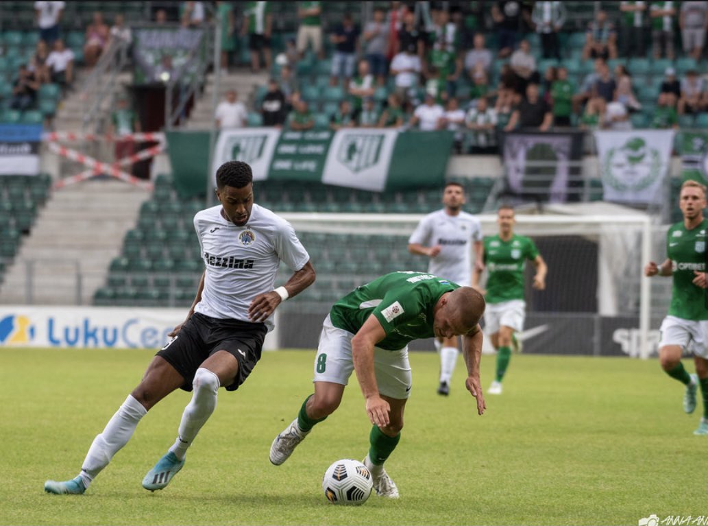 thayloraldama10's tweet image. Estoy muy contento por mi debut con el equipo y en competición europea. Con uno menos en la segunda parte se nos fue el partido. La semana que viene tenemos la oportunidad de darle la vuelta!! #ChampionsLeague #HiberniansFC